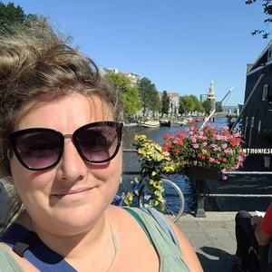 Meet your Posher, Stephanie